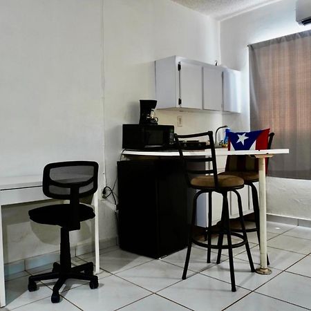 All You Need Studios Walking Distance To Beach Isla Verde Σαν Χουάν Εξωτερικό φωτογραφία