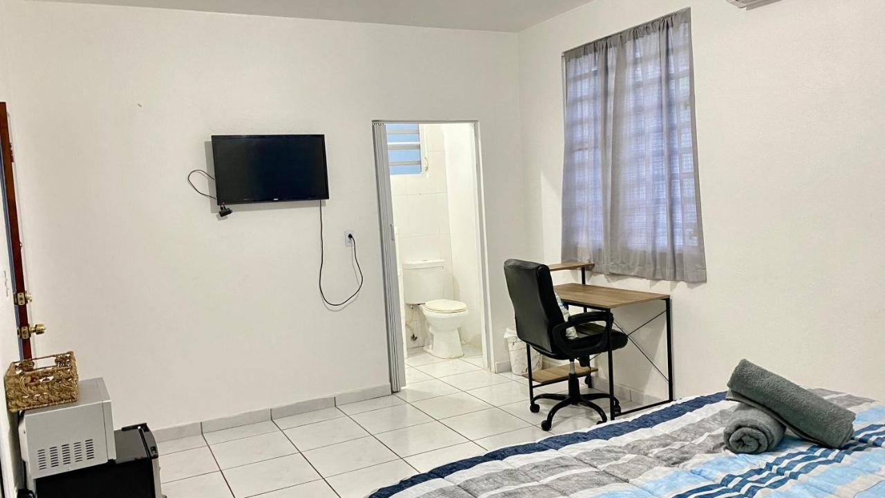 All You Need Studios Walking Distance To Beach Isla Verde Σαν Χουάν Εξωτερικό φωτογραφία